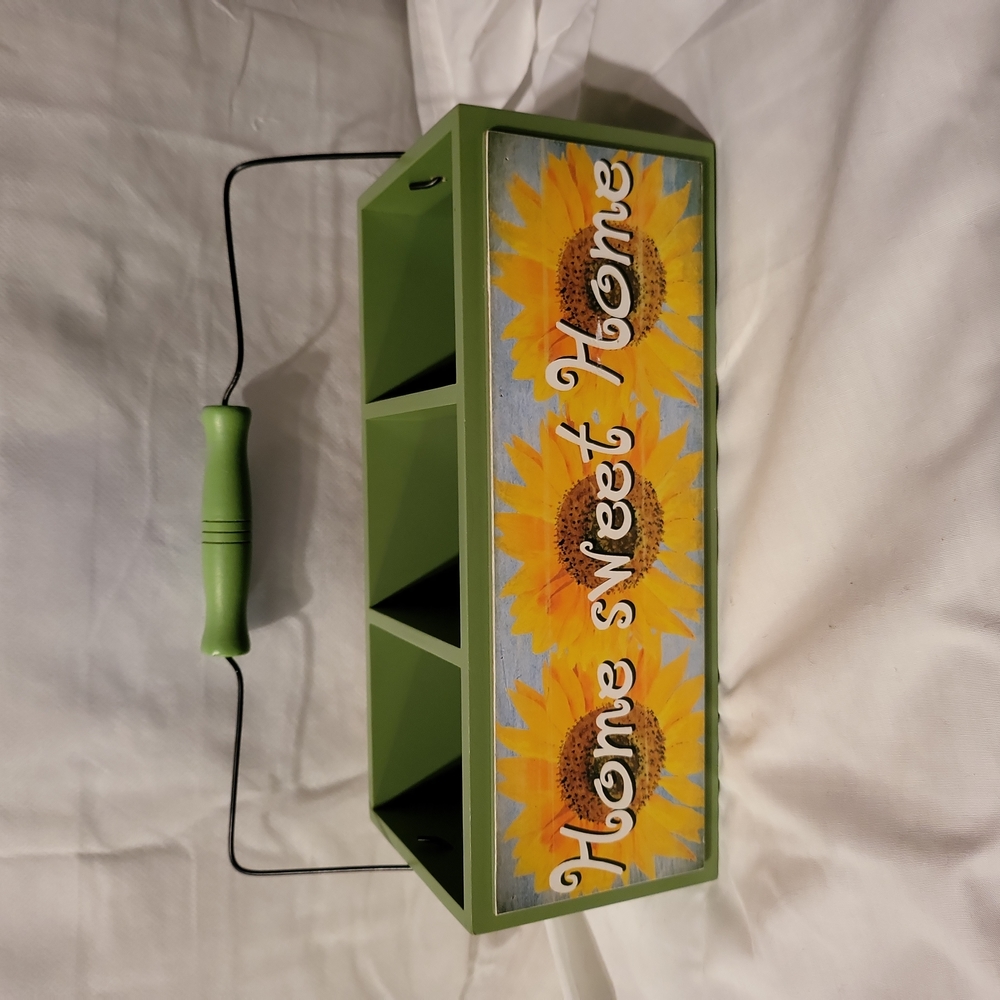 Home sweet home sunflower three section box